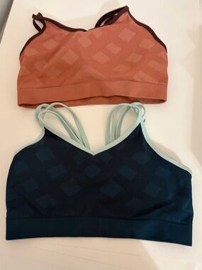 Smartwool Women's Merino Sport Seamless Strappy Bra bundle